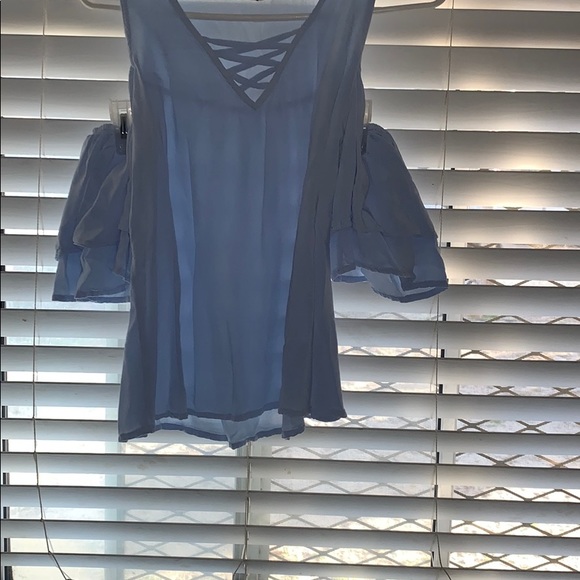 Blue blouse - Picture 2 of 4